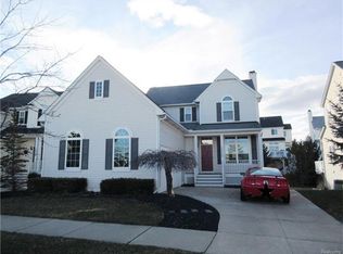 1214 Hudson Dr, Howell, MI