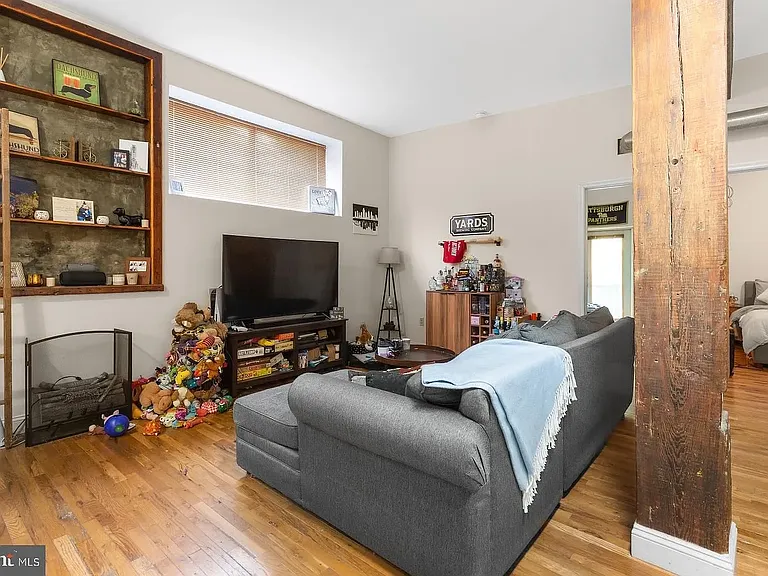200 Krams Ave #21 — Photo 12