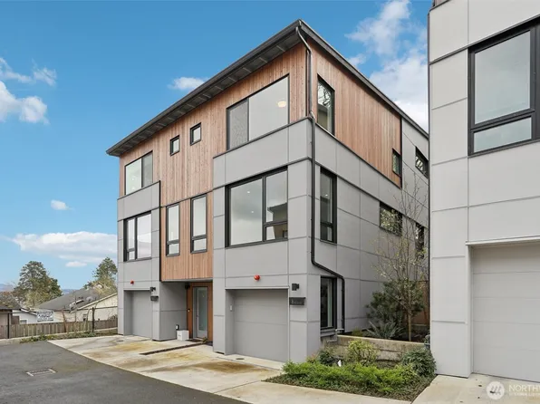 8638 39th Avenue S, Seattle, WA 98118