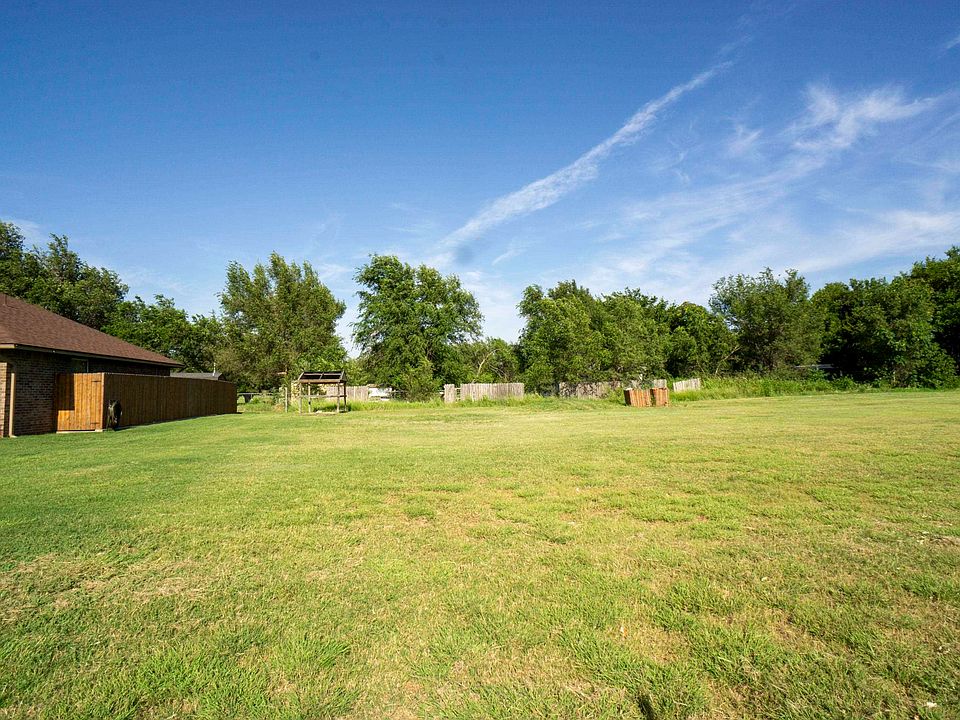 1st image of 11 Brookhaven