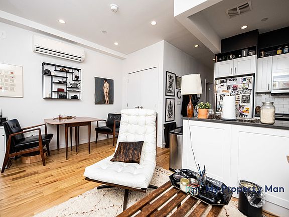 4th image of 1273 De Kalb Ave #3