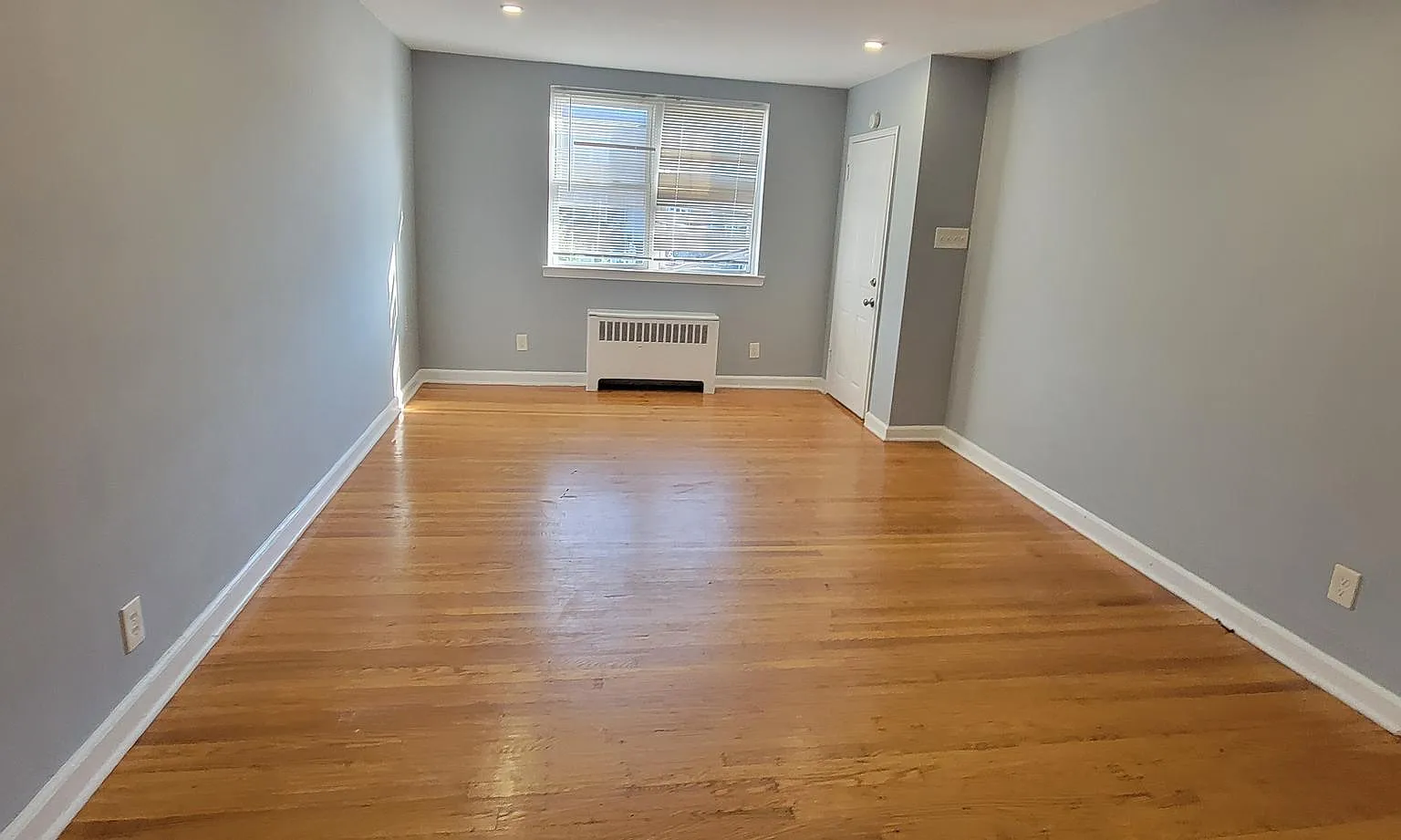 1 bed, $1,100 — Photo 2