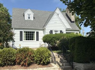 3225 S 39th St, Milwaukee, WI 53215