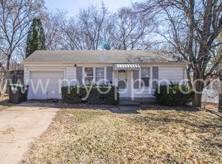 6015 Pratt St, Omaha, NE 68104