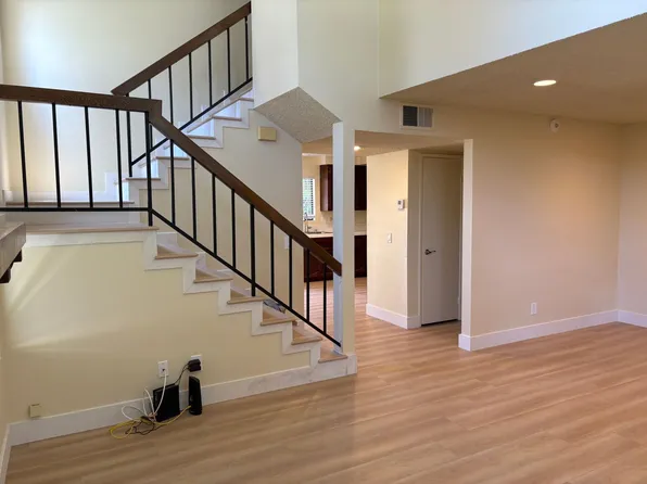 6865 Valley Circle Blvd Unit 8, Canoga Park, CA 91307