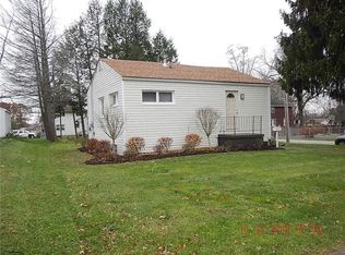 1201 Bond St, Farrell, PA 16121