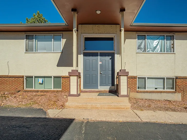 2921 Straus Ln #2 — Photo 21