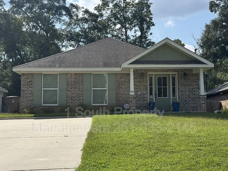 1102 Pinemont Dr