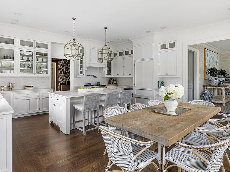24 Halsey Neck Ln — Photo 18