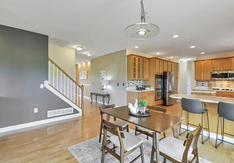 1056 Winding Creek Ln — Photo 10