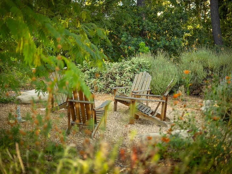 Del Oro Dr — Photo 14