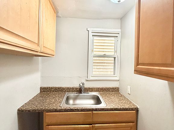 2nd image of 436 Front St #1B