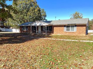 1427 Oak Ridge Rd, Kernersville, NC 27284