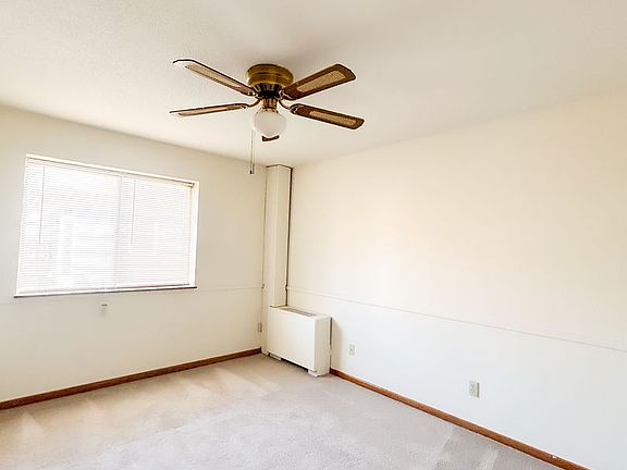 4th image of 2001 Bryant Ave S APT 212