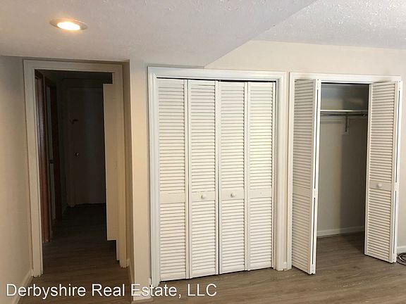 4th image of 108 Hunterdale Dr
