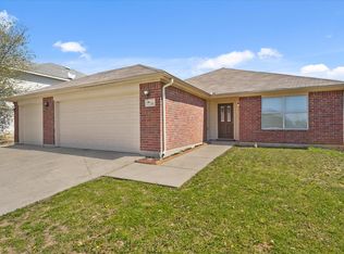 221 Oaklawn Dr, Ponder, TX 76259