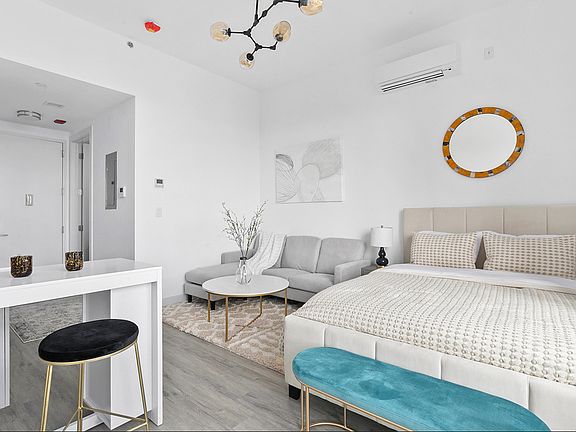 3rd image of 221 Sea Breeze Ave APT 8D