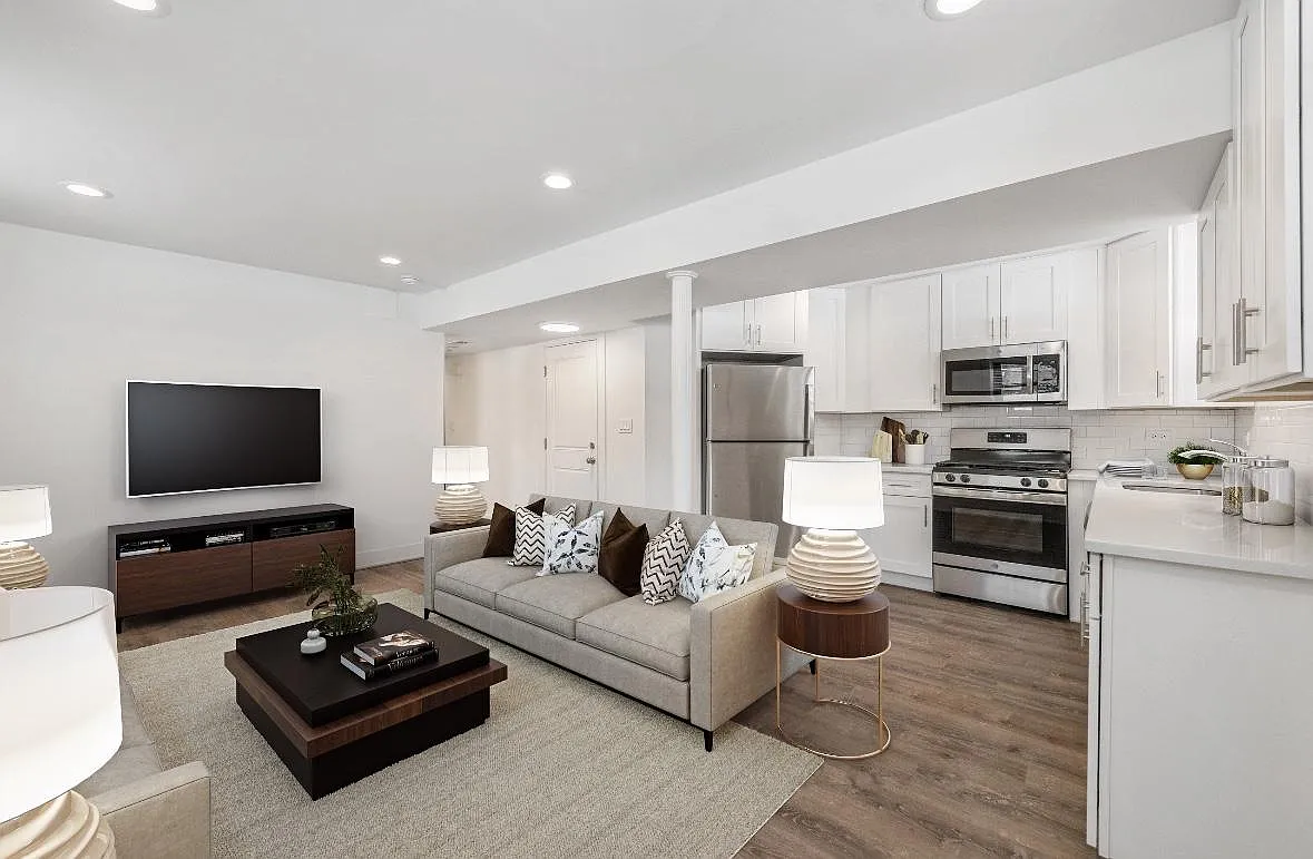2530 N Orchard St — Photo 3