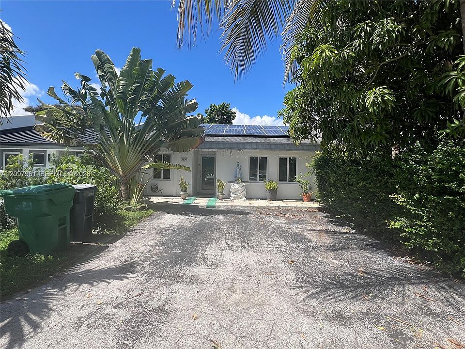 1st image of 5400 SW 140th Pl