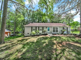 515 Wilcrest Dr, Matthews, NC 28105