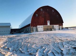 46875 252nd St, Baltic, SD 57003