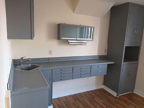 2nd image of 301 E Antietam St