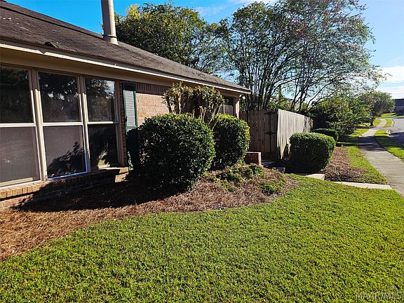 3rd image of 1505 Prairie Ln