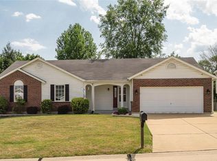 2281 Delaware Dr, Saint Charles, MO 63303