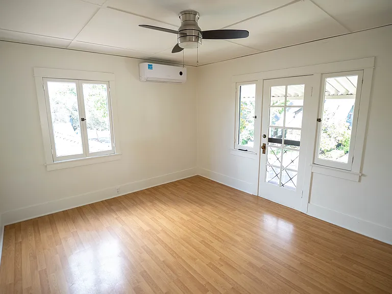 210 N Encinitas Ave #B — Photo 8
