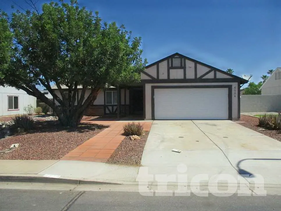 4524 W Gail Drive Chandler AZ — Photo 1