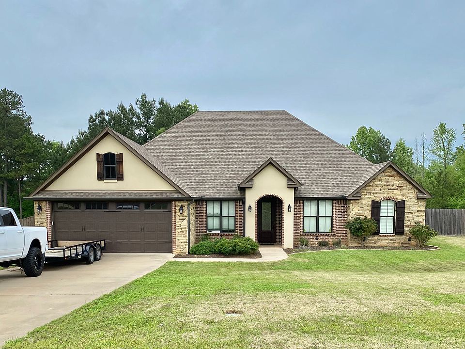 1st image of 147 Bralan Dr