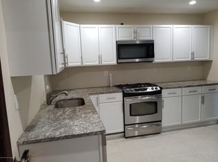 2 Central Ave, Hazlet, NJ