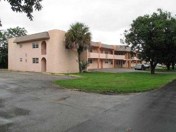 2nd image of 20520 NW 15th Ave APT 117