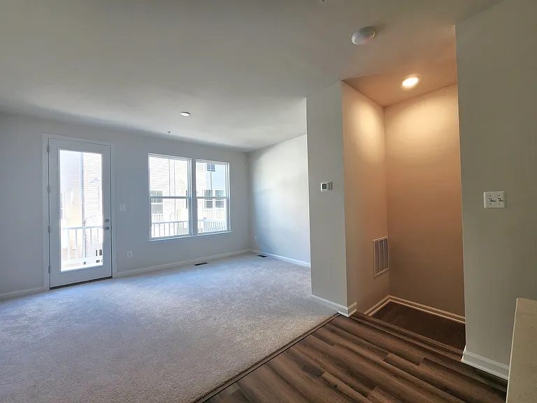 5929 Northwest Dr — Photo 28