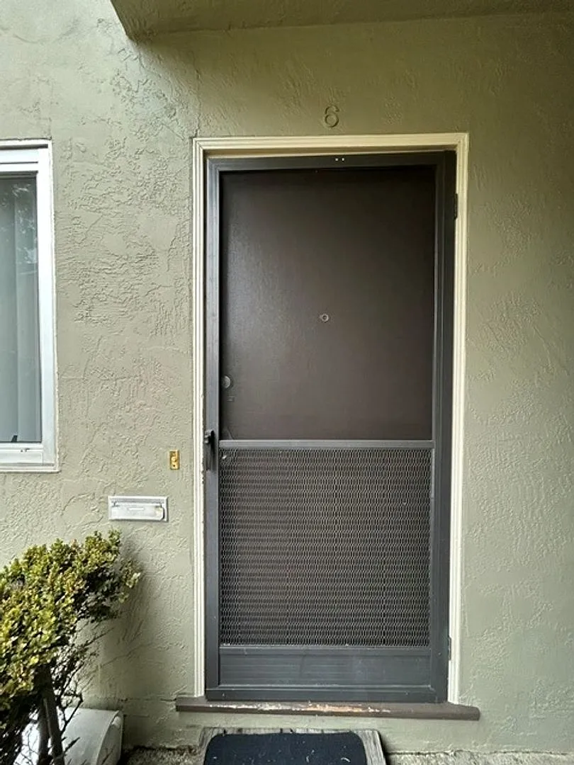 Located in El Cerrito, cross street Moesser Lane, walking distance to the Vista Park shopping and... — Photo 2