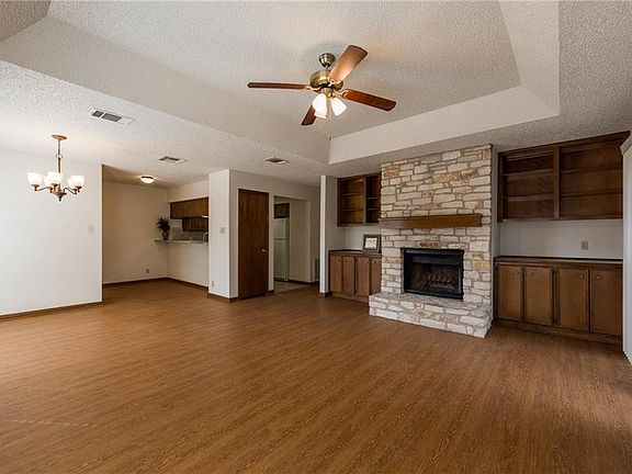 3rd image of 273 Mooring Cir APT B