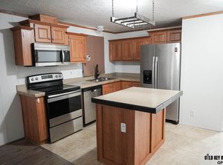 301 W Treehaven Dr, Lincoln, NE 68521