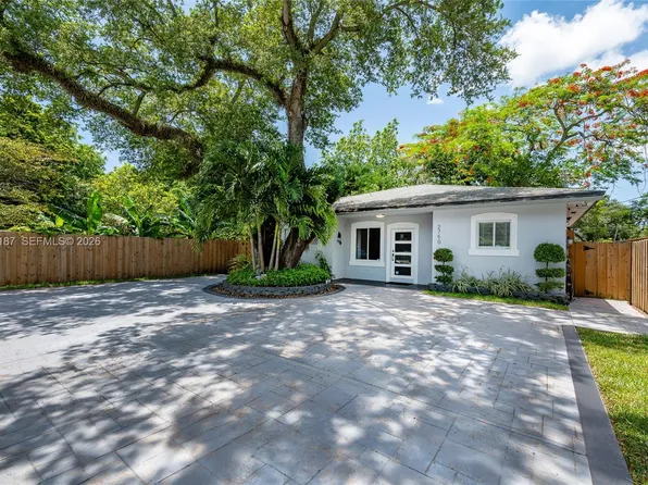 2750 NW 170th St, Miami Gardens, FL 33056