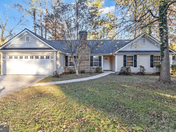 102 Lancers Loft, Peachtree City, GA 30269
