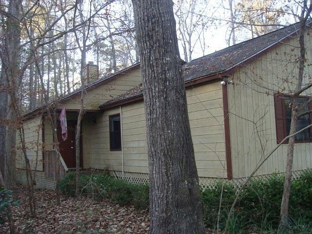 1st image of 1702 Silverwood Dr