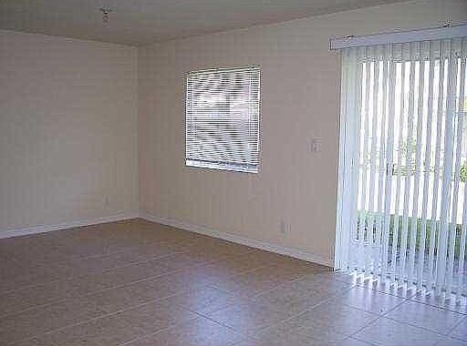 5th image of 5367 SE Mitchell Ln