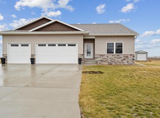 1244 Wright Way, Jesup, IA 50648