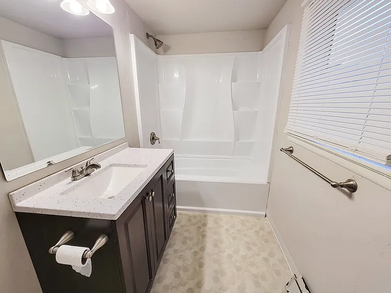 9405 W Ustick Rd — Photo 16