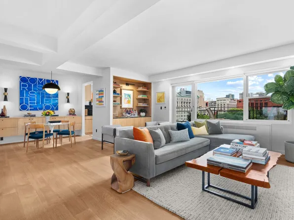 11 Fifth Avenue image 1 of 13