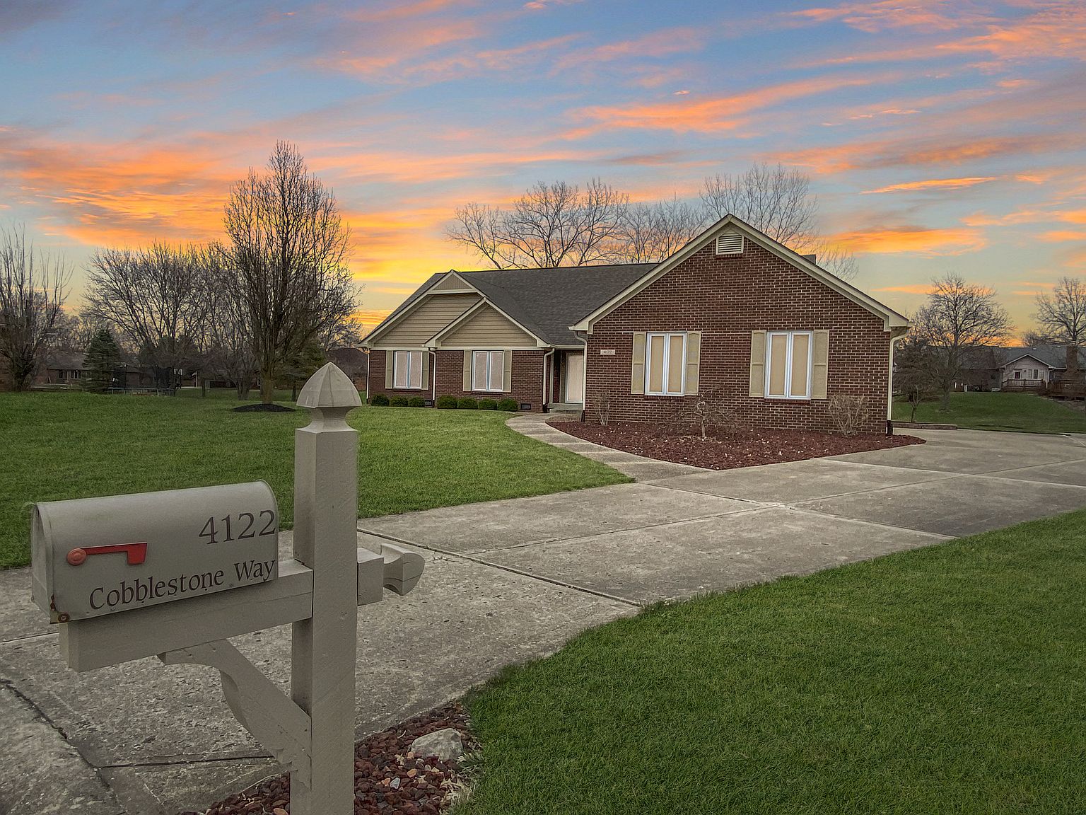 4122 Cobblestone Way, Greenwood, IN 46143 Zillow