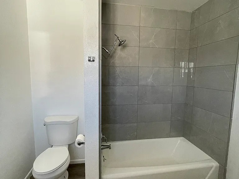 56087-29 Palms Hwy #1 — Photo 10