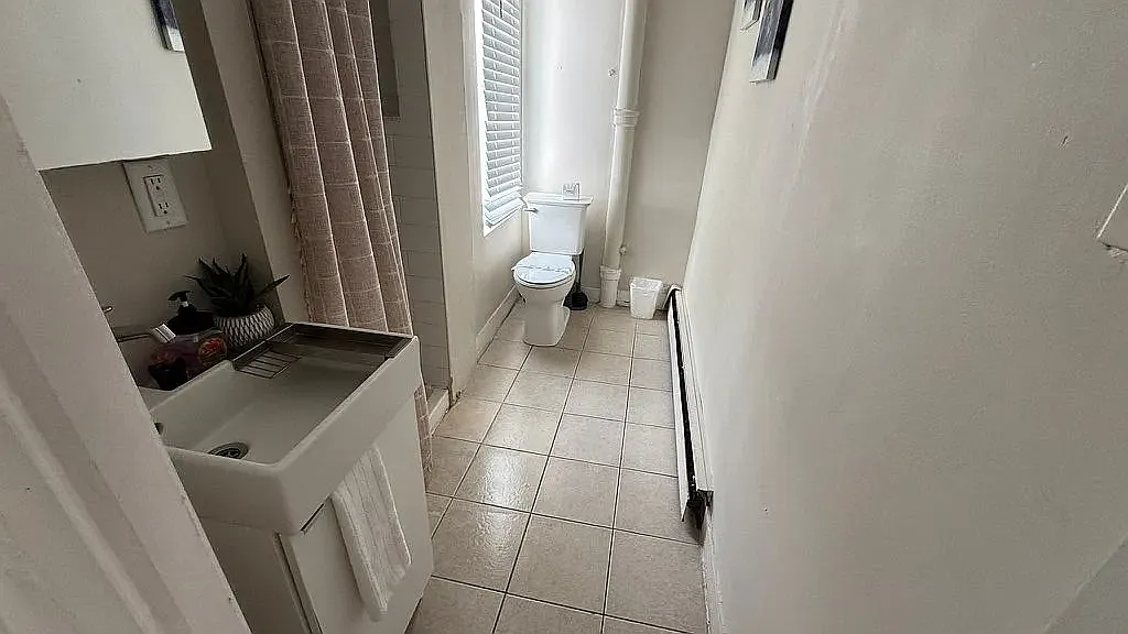 1 bed, $900 — Photo 3