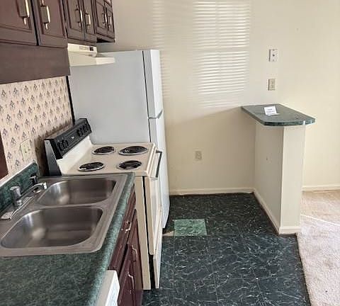 3rd image of 228 Lanier Dr #114