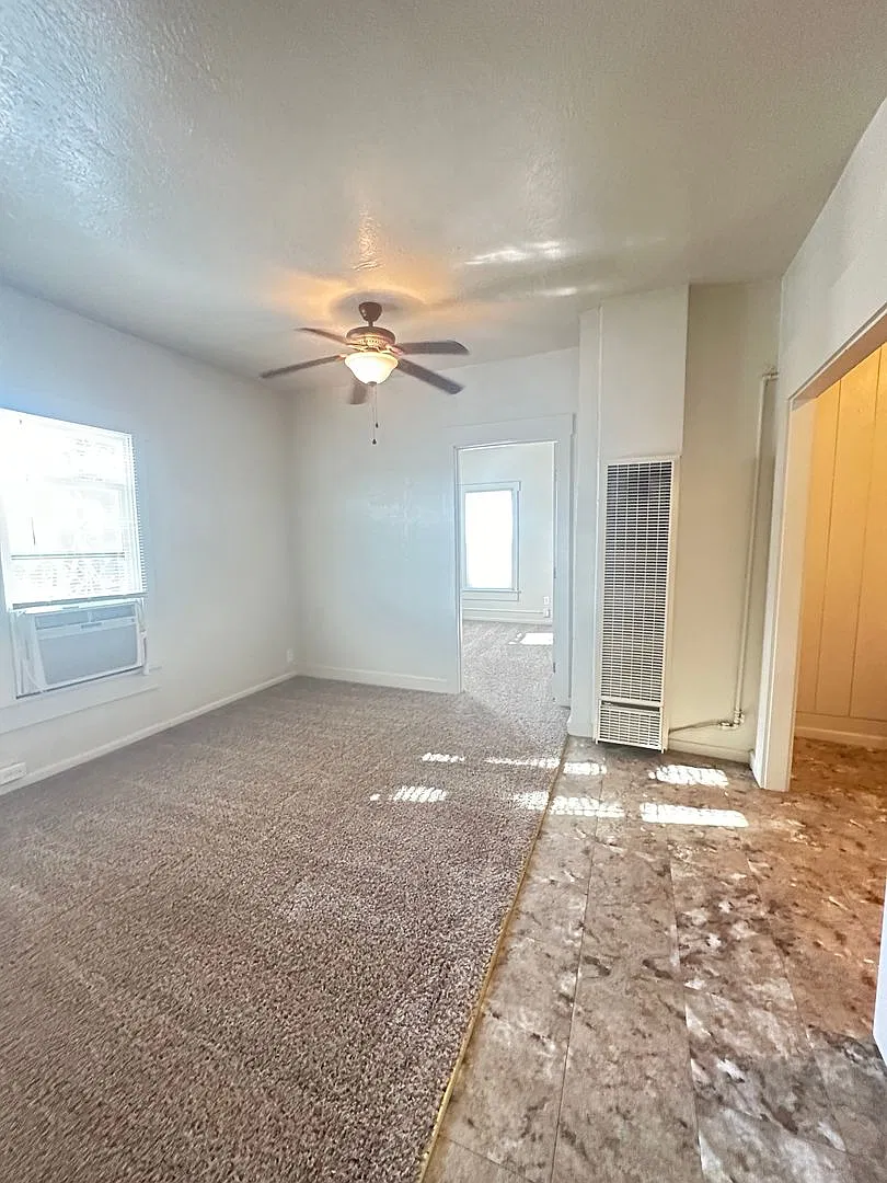 319 B St — Photo 2