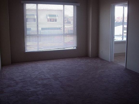 2nd image of 147 South Blvd APT 4